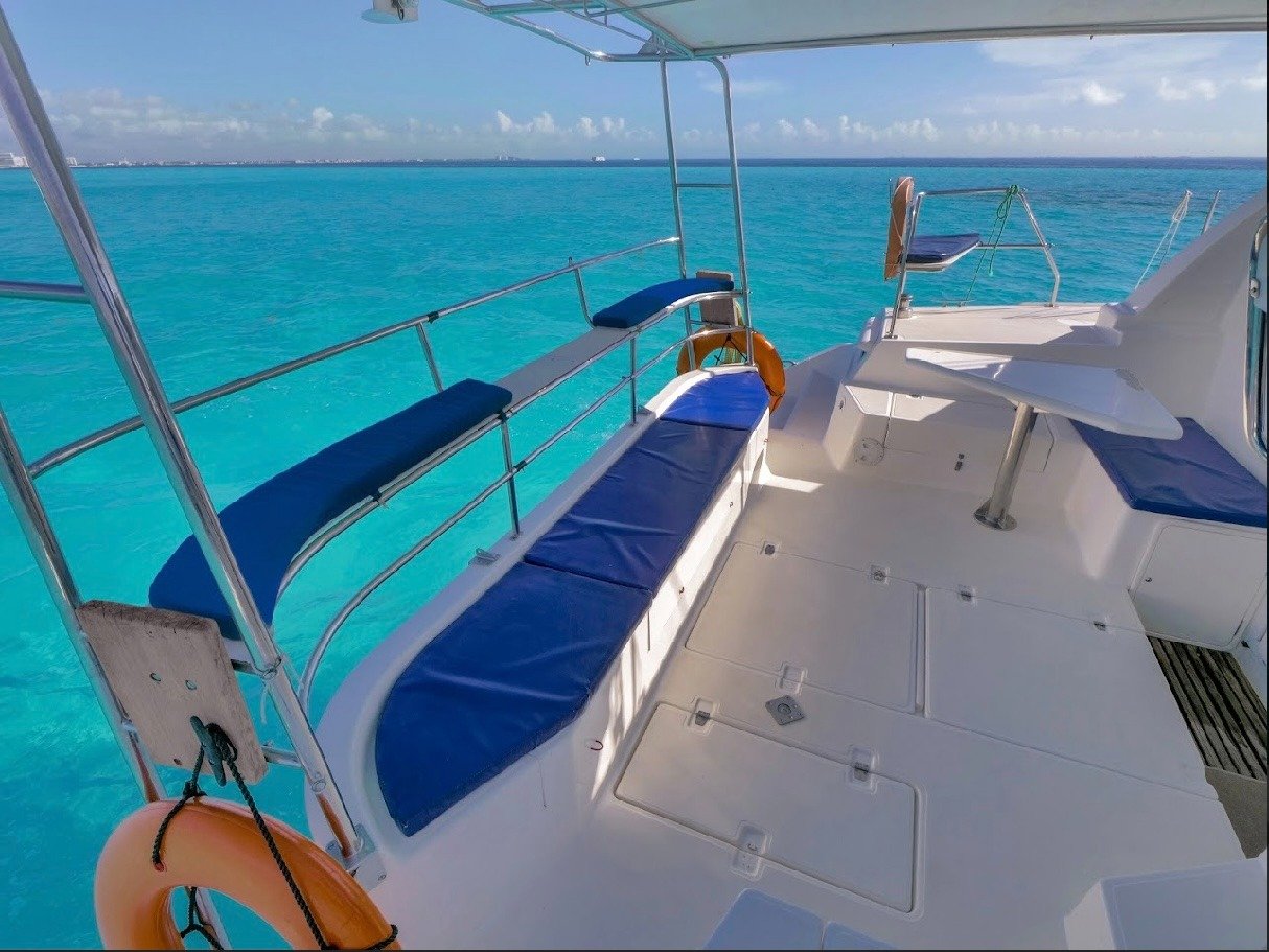 42ft Catamaran MYDAS