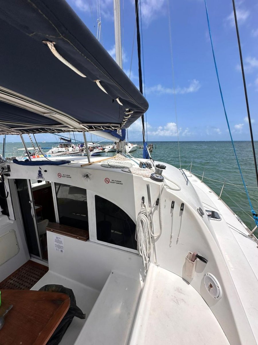 42ft Catamaran MYDAS