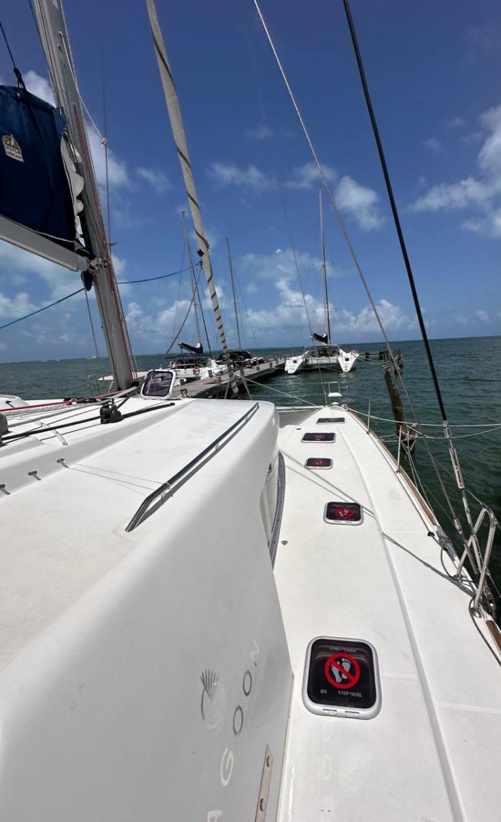 42ft Catamaran MYDAS