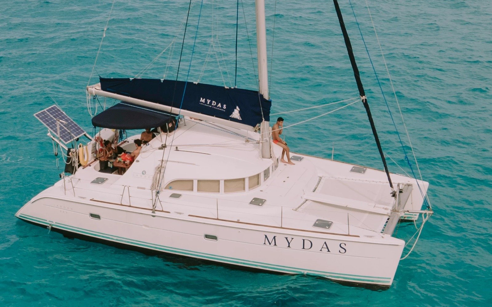 42ft Catamaran MYDAS