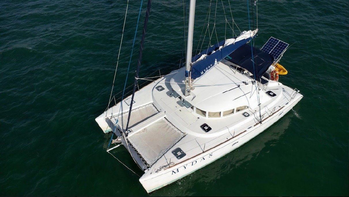 42ft Catamaran MYDAS