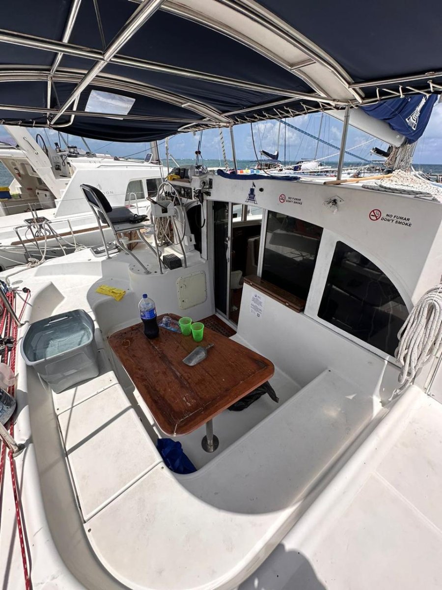 42ft Catamaran MYDAS